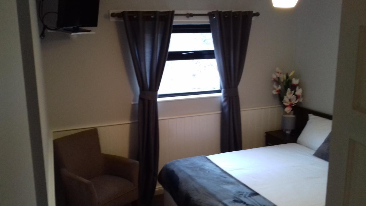 The Midway Bar & Guesthouse Dungloe Kültér fotó